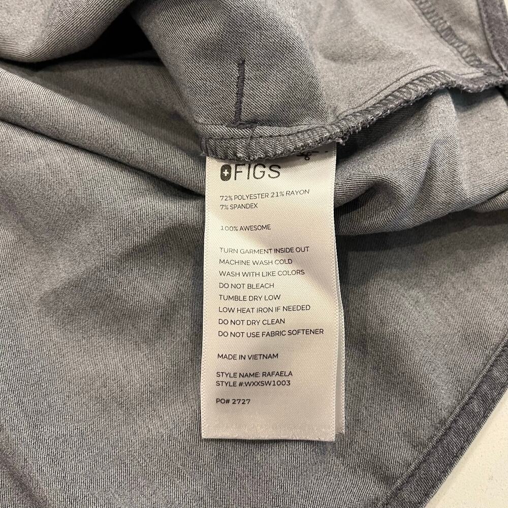 Figs Rafaela Oversized Scrub Top Graphite size Small - Picture 4 of 4